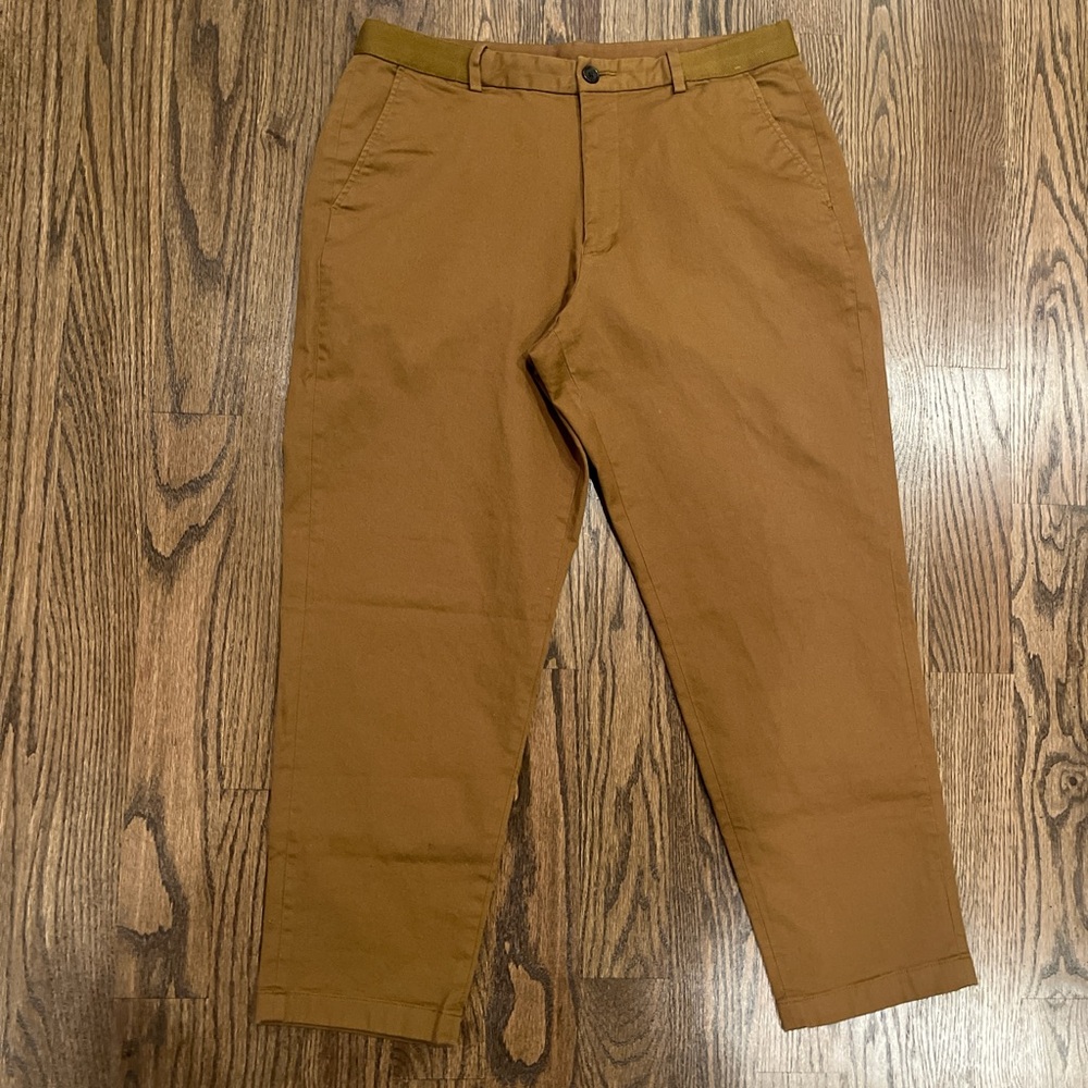 Uniqlo Dark Khaki Casual Chino Pants